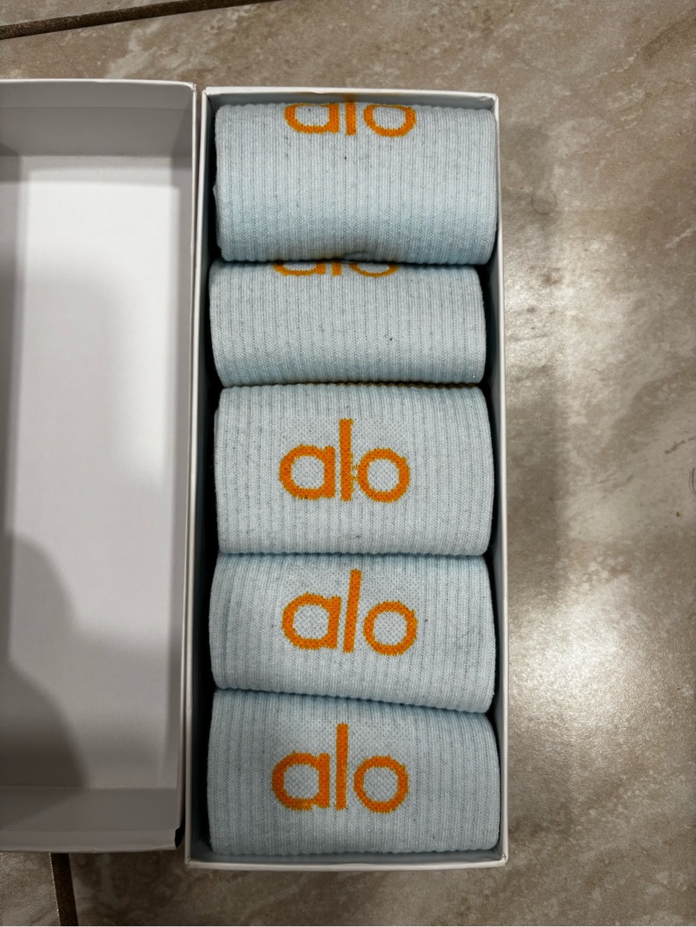 ALO Yoga Light Blue Socks with Orange Logo - Pack of 5